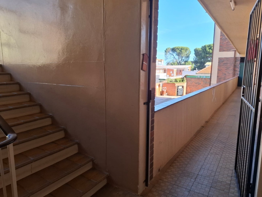 2 Bedroom Property for Sale in Bloemfontein Free State
